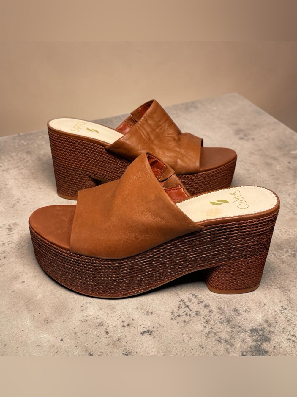 SARTO By Franco Sarto Cognac Leather Platform Slide, NWOT, size 9